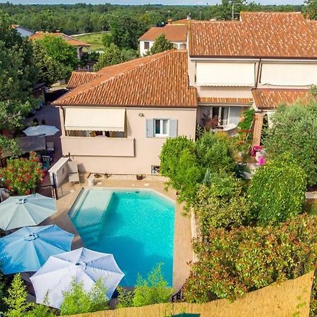 Villa Lidija ポレッチ エクステリア 写真