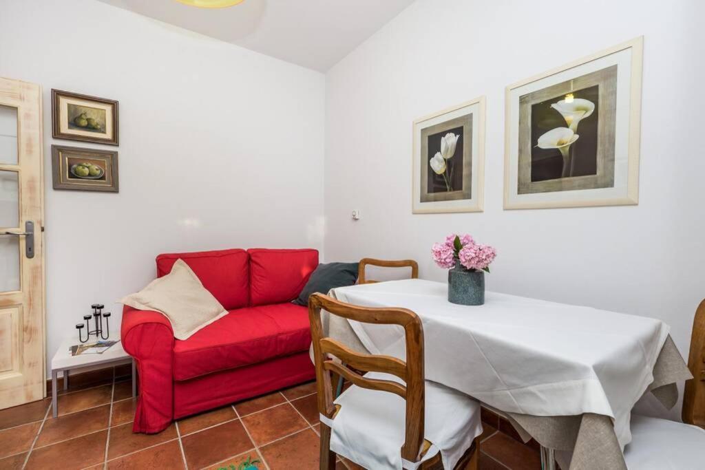 Villa Lidija ポレッチ エクステリア 写真