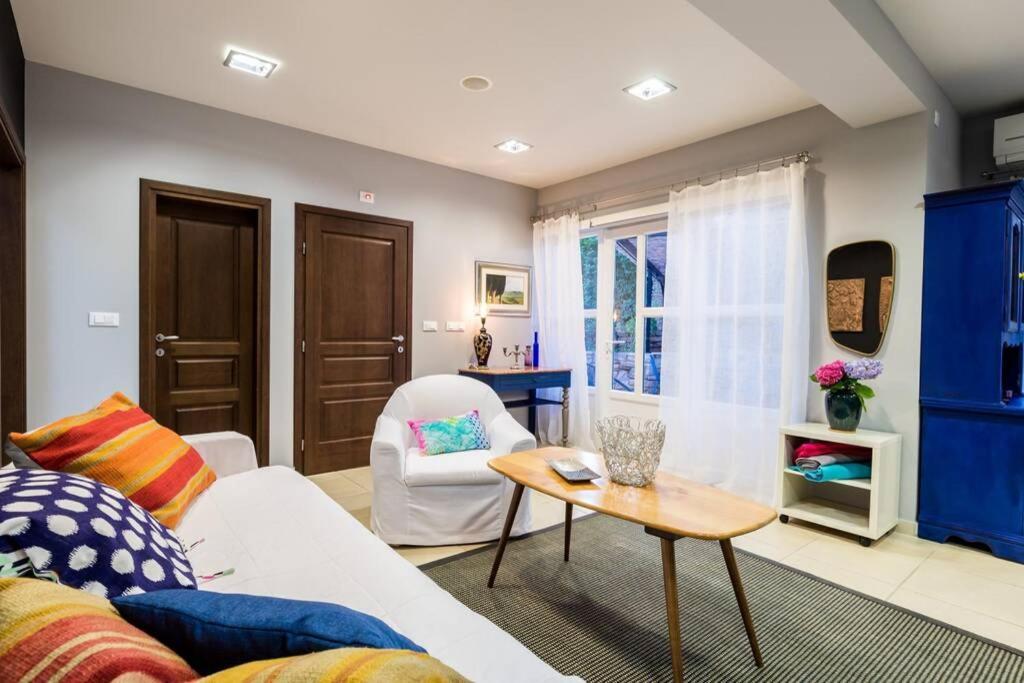 Villa Lidija ポレッチ エクステリア 写真