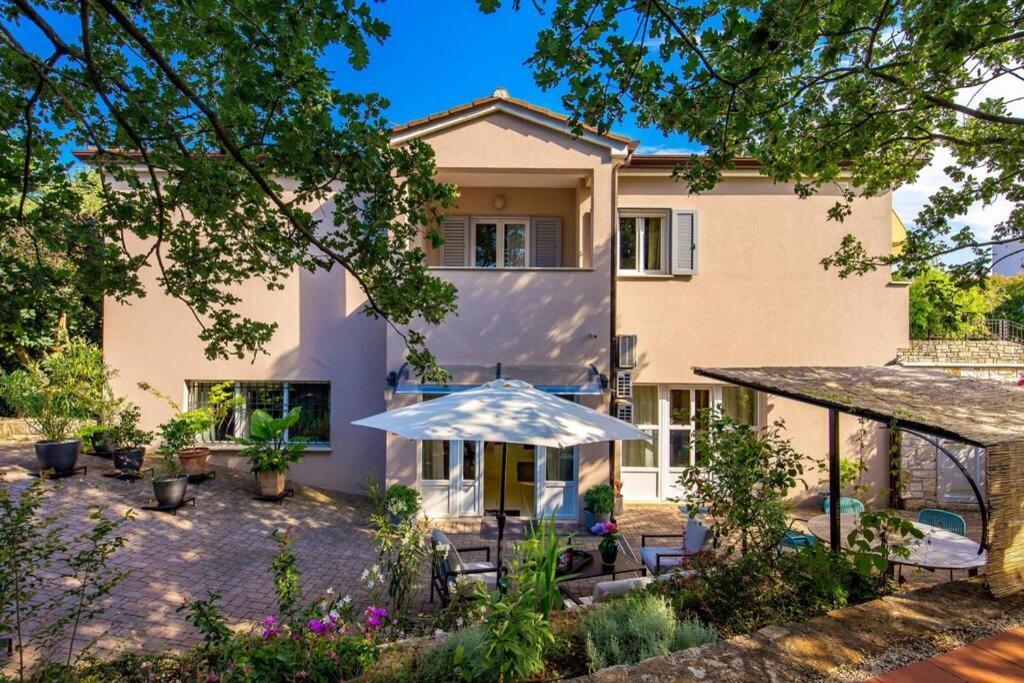 Villa Lidija ポレッチ エクステリア 写真